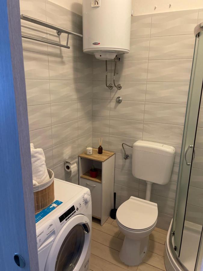 Elena Apartment Palit Екстериор снимка